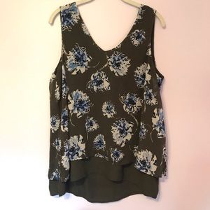 APT. 9 Olive Blue Floral Tank Top Size XL